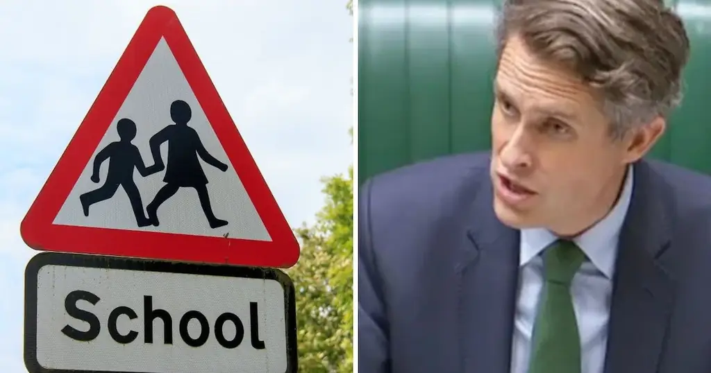 Родители в замешательстве из-за того, что школьные пузыри утилизируются с 19 июля, но правила самоизоляции не меняются до 16 августа