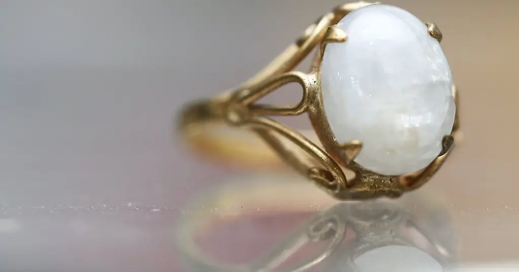 Украшения из грудного молока: что это такое и как это сделать