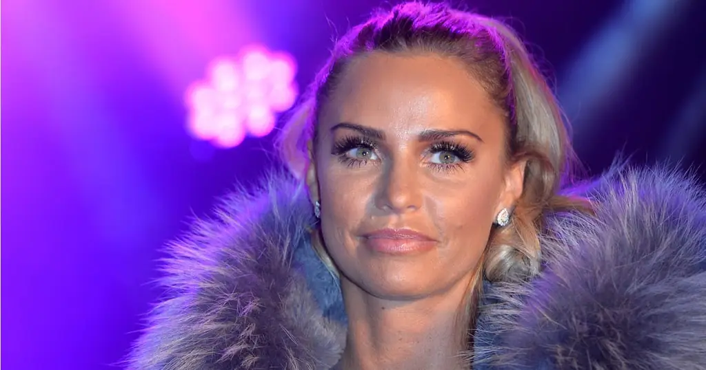 Кэти Прайс рассказала, что у нее случился выкидыш за несколько дней до того, как она узнала об измене мужа