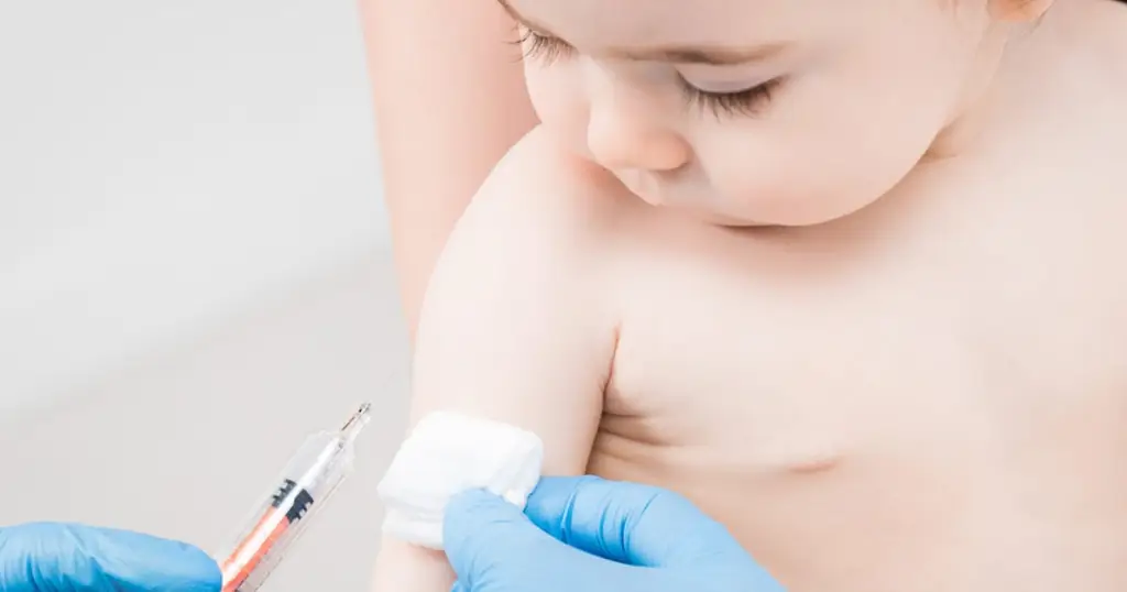 «Фальшивые новости в социальных сетях» виноваты в снижении уровня вакцинации MMR