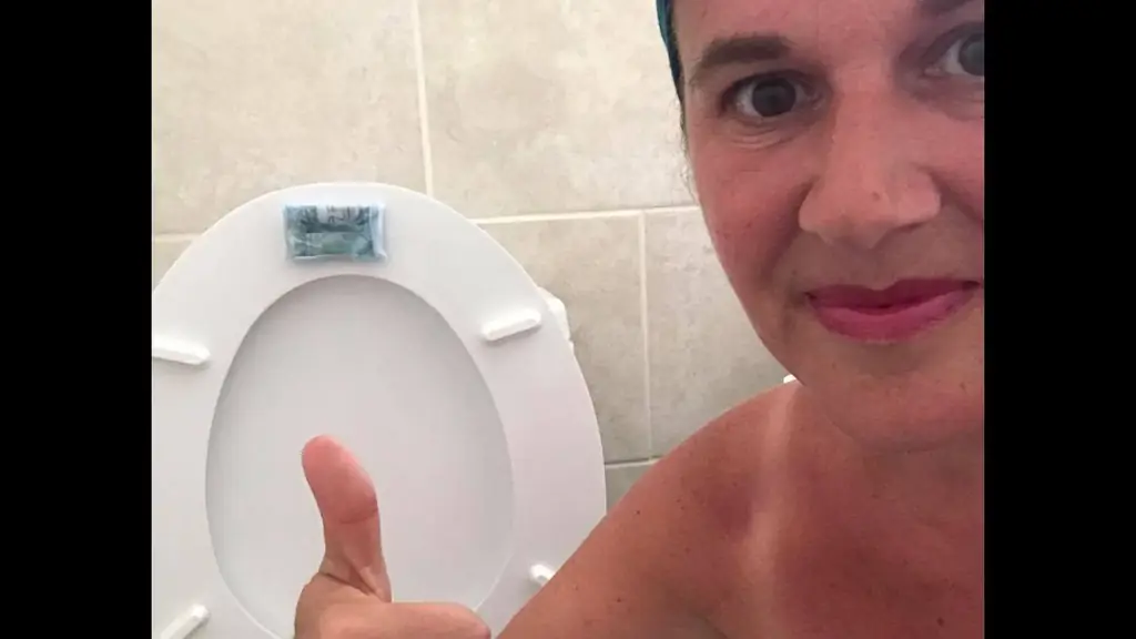 Хак с сиденьем для унитаза