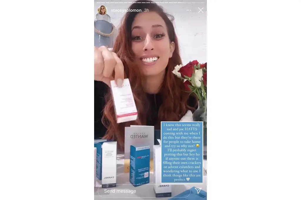 Кадр из историй Стейси Соломон в Instagram, показывающих образцы красоты