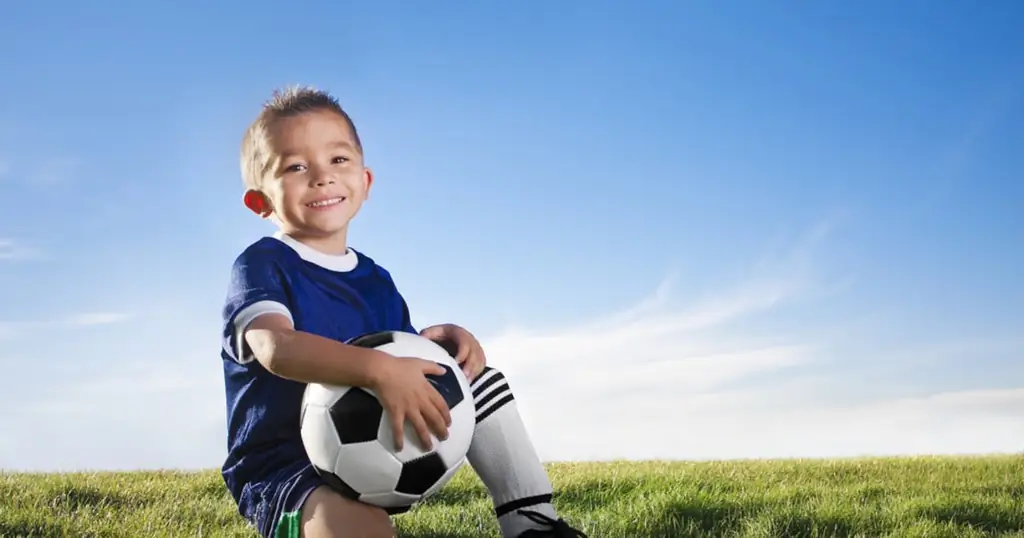 Спорт с мячом для детей