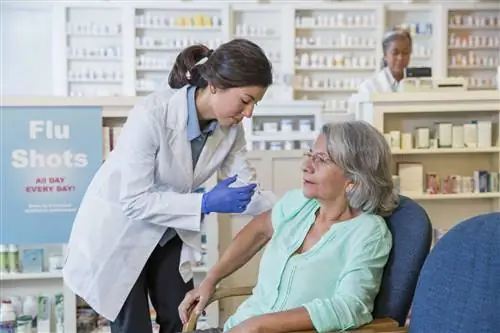 Должны ли люди с артритом делать прививку от гриппа?