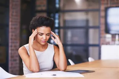 Обзор головных болей при РС