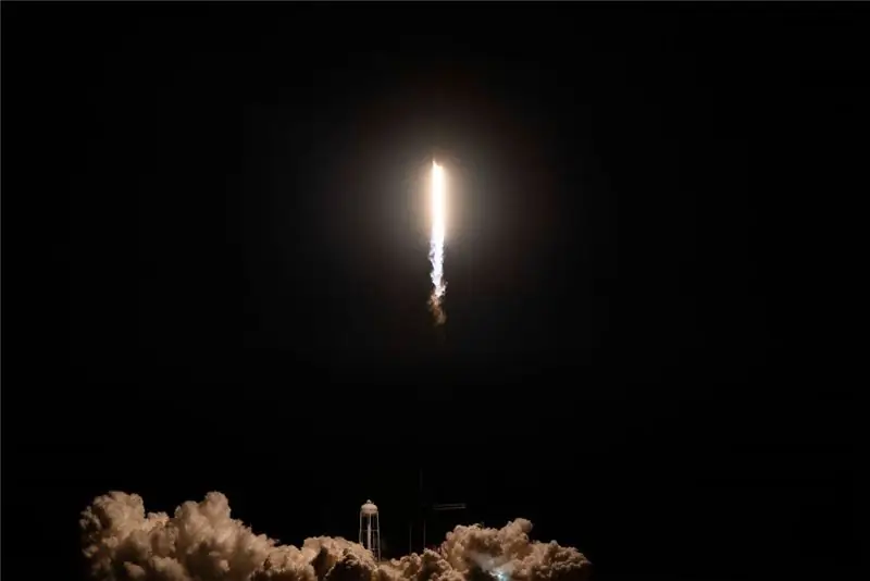Первые 60 интернет-спутников SpaceX Starlink включаются
