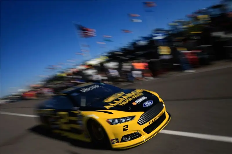 Как NASCAR заставил меня осознать важность религии в больницах
