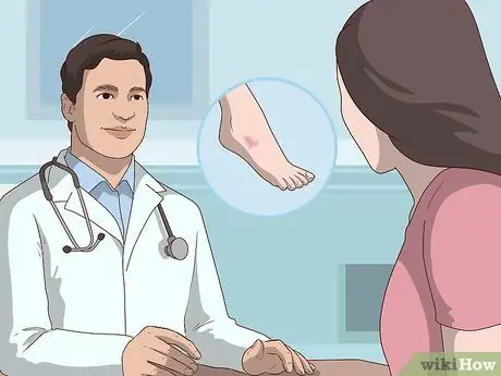 Масло CBD Oil on Feet Step 10