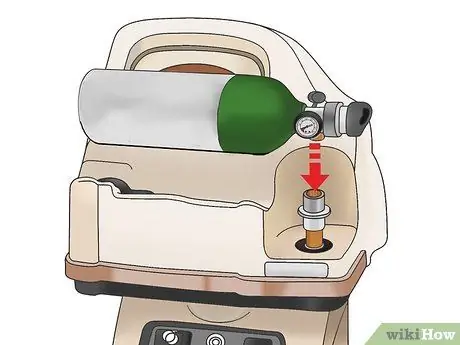 Заполните кислородный баллон Шаг 6