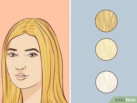 Покрасьте волосы в идеальный оттенок блонда, шаг 1