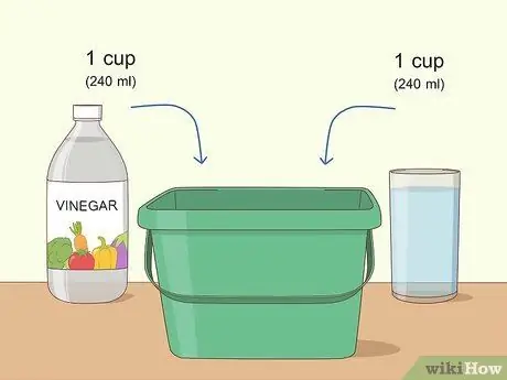 Вылечить грибок ногтей на ногах уксусом, шаг 2