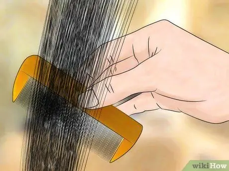 Лечить вшей уксусом Шаг 4