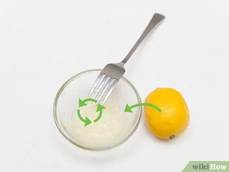 Используйте яйца для красивой кожи и волос Шаг 3