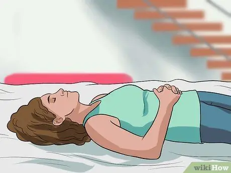 Вернуть грыжу на шаге 2