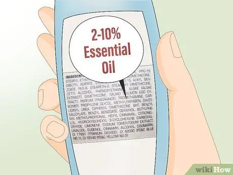 Используйте эфирные масла, чтобы предотвратить зуд кожи головы Шаг 5