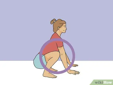 Выполните позу вороны, шаг 6