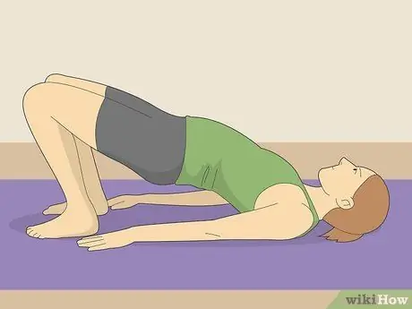 Вылечите боль в нервном ишиасе с помощью йоги, шаг 02