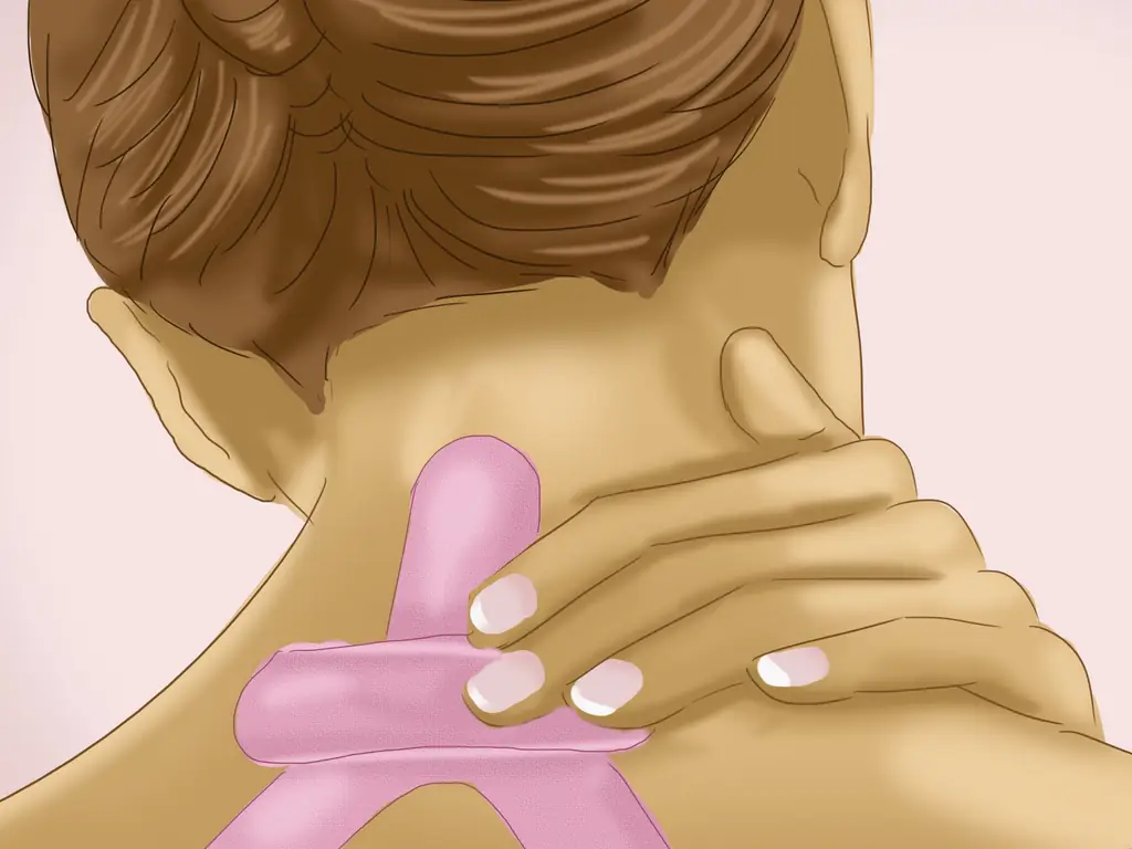 Как использовать кинезиотейпы для снятия боли в шее: 8 шагов