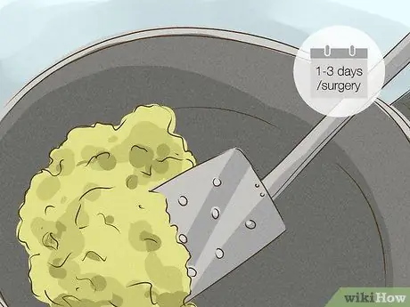 Ешьте после удаления зуба Шаг 10