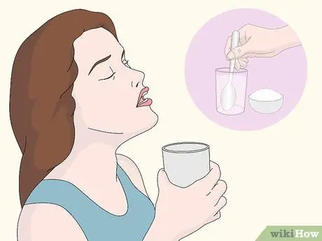 Сложите марлю для рта Шаг 10