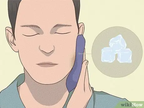 Лечить царапины на лице Шаг 10