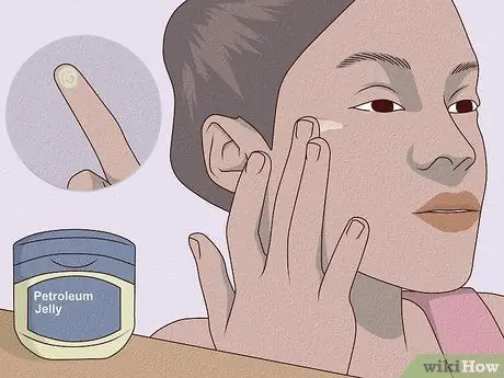 Лечить царапины на лице Шаг 9