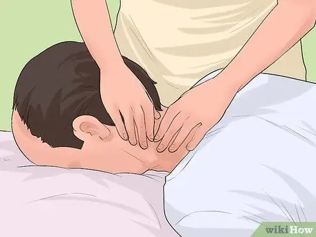 Используйте физиотерапию, чтобы избавиться от хлыста Шаг 4