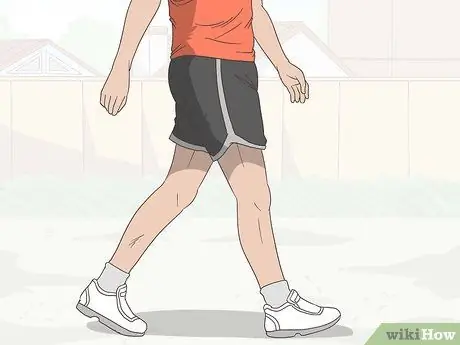 Уменьшить отек губ с помощью инъекций Шаг 7