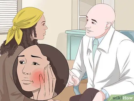 Используйте гель для отбеливания зубов, шаг 14