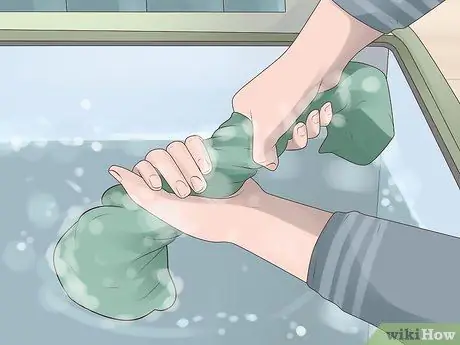 Вешать одежду на балкон Шаг 1