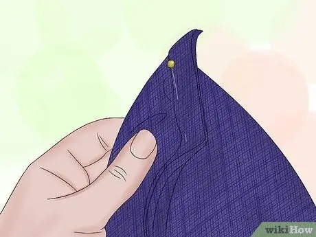 Добавьте подкладку в вязаные или связанные крючком сумки Шаг 4