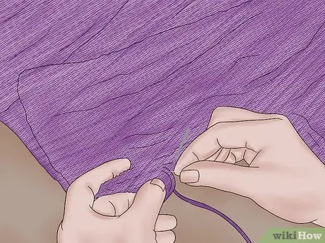 Добавьте подкладку в вязаные или связанные крючком сумки Шаг 5