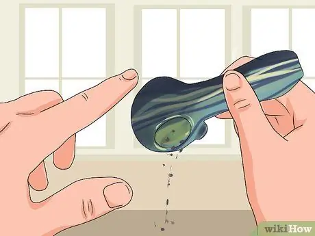 Очистите стеклянную трубку, шаг 1