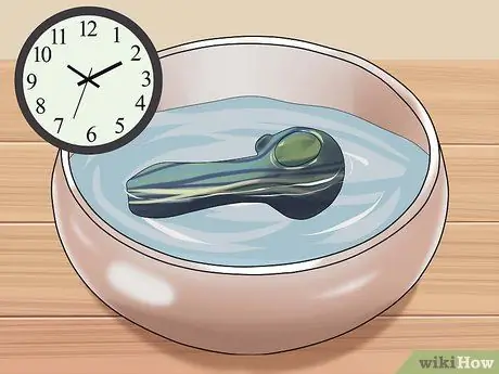 Очистите стеклянную трубу Шаг 5