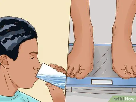 Взвешивайтесь во время диеты Шаг 7