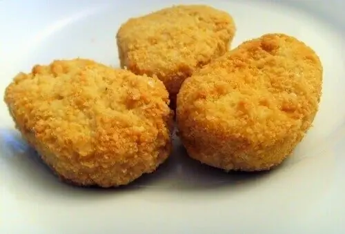 Из чего на самом деле сделаны куриные наггетсы?