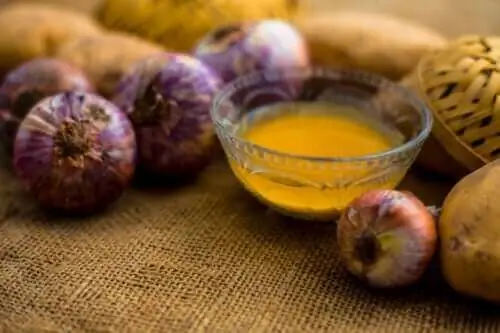 Все, что вам нужно знать о луковом шампуне