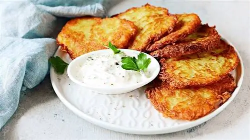 Латкес из сладкого картофеля Латкес из сладкого картофеля