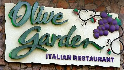 8 здоровых блюд, которые диетологи заказывают в Olive Garden