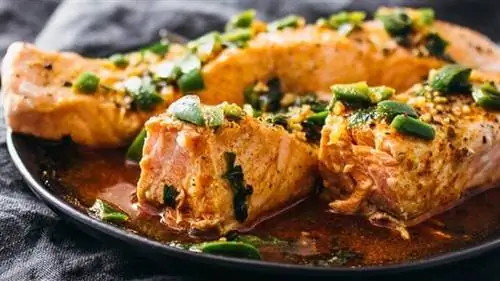 лосось с соусом чили лайм