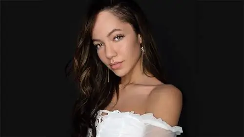 Лекси Стивенсон