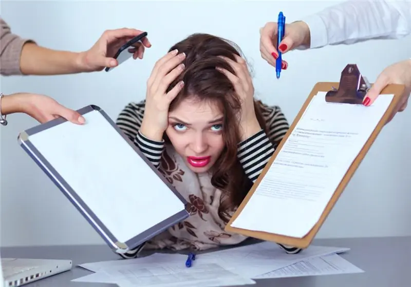 Когда все рушится на тебя и не остается стойкости. Образ: шефкате - фотолия