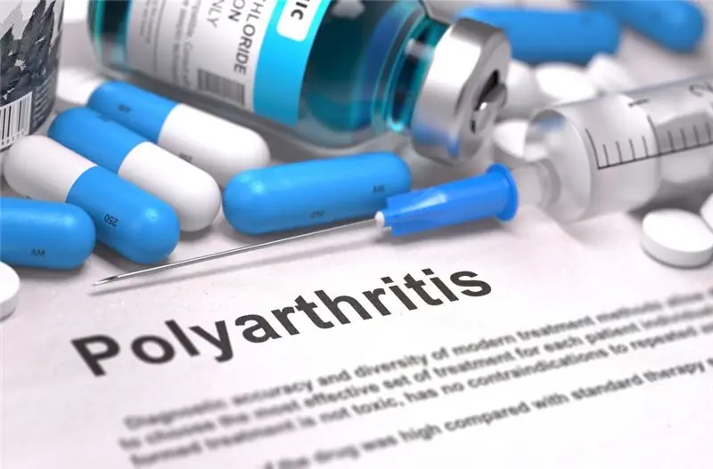 В частности, нестероидные противовоспалительные препараты (НПВП), а также препараты кортизона используются для медикаментозного лечения в острой фазе. Кроме того, применяется длительное базисное медикаментозное лечение. (Изображение: tashatuvango/fotolia.com)