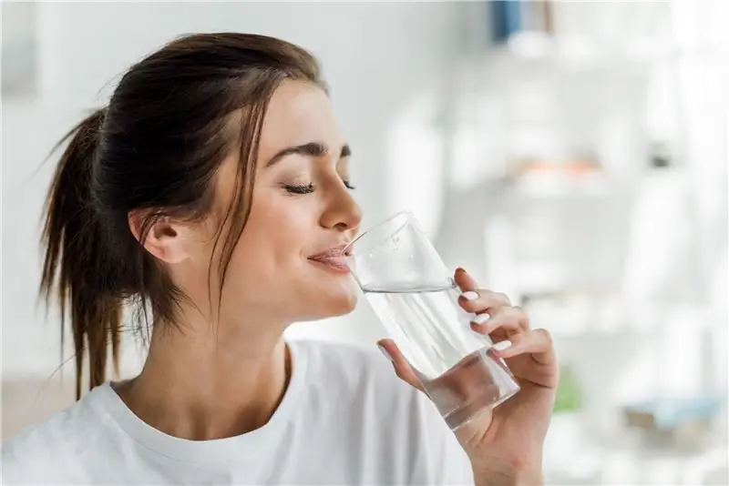 Сколько воды мы должны пить каждый день?