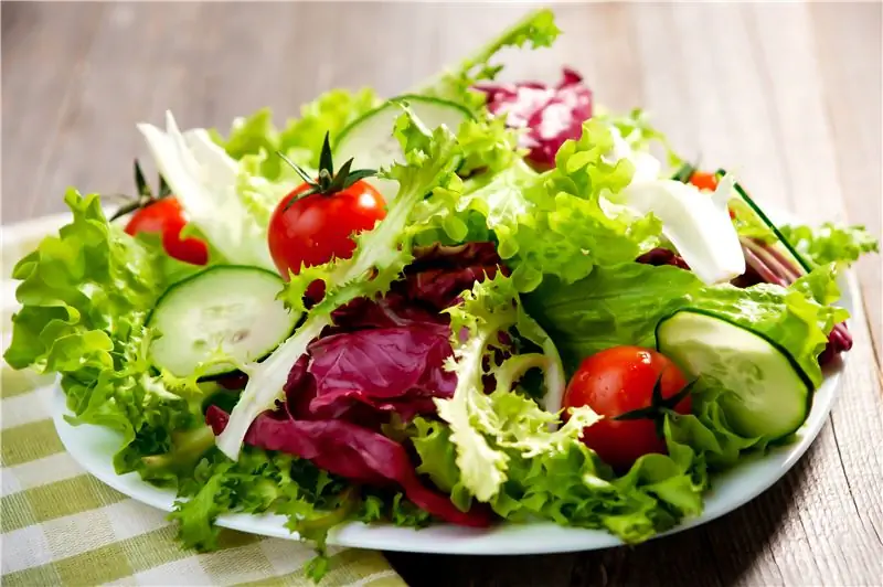 Местные салаты зимой: можно снизить содержание нитратов
