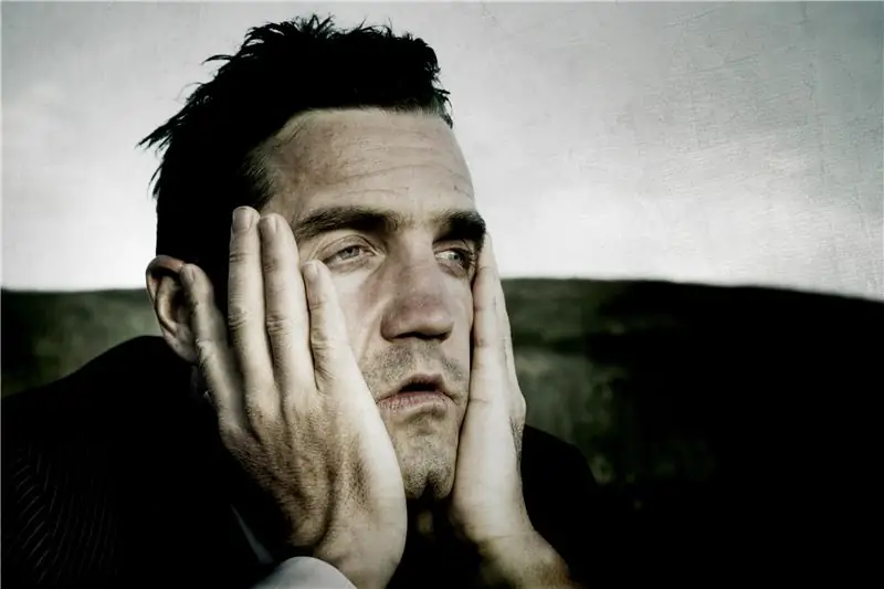 Исследование: одиночество блокирует нашу защиту