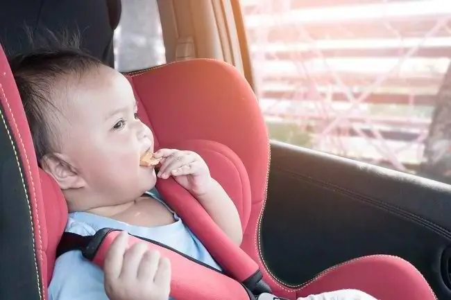 Булочка, это выбор детского питания в путешествии