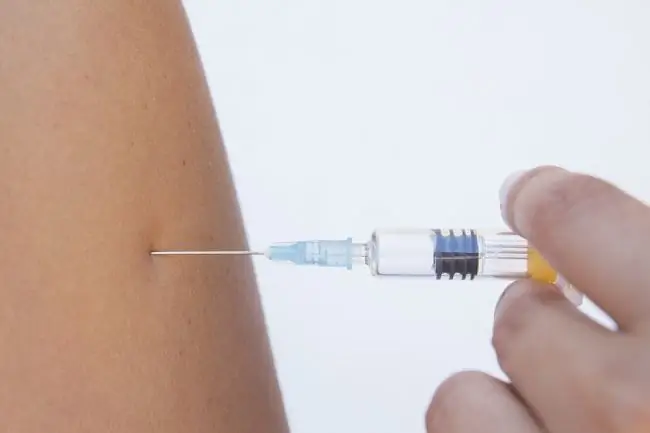 Использование вакцины против столбняка и когда ее получать - Alodokter Использование вакцины против столбняка и когда ее получать - Alodokter