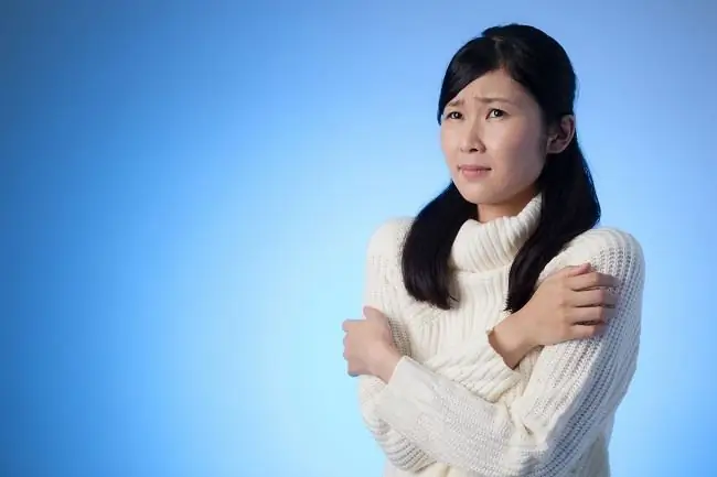 Озноб - Симптомы, причины и лечение