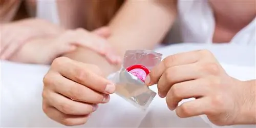 Причина: Так можно заразиться хламидиозом